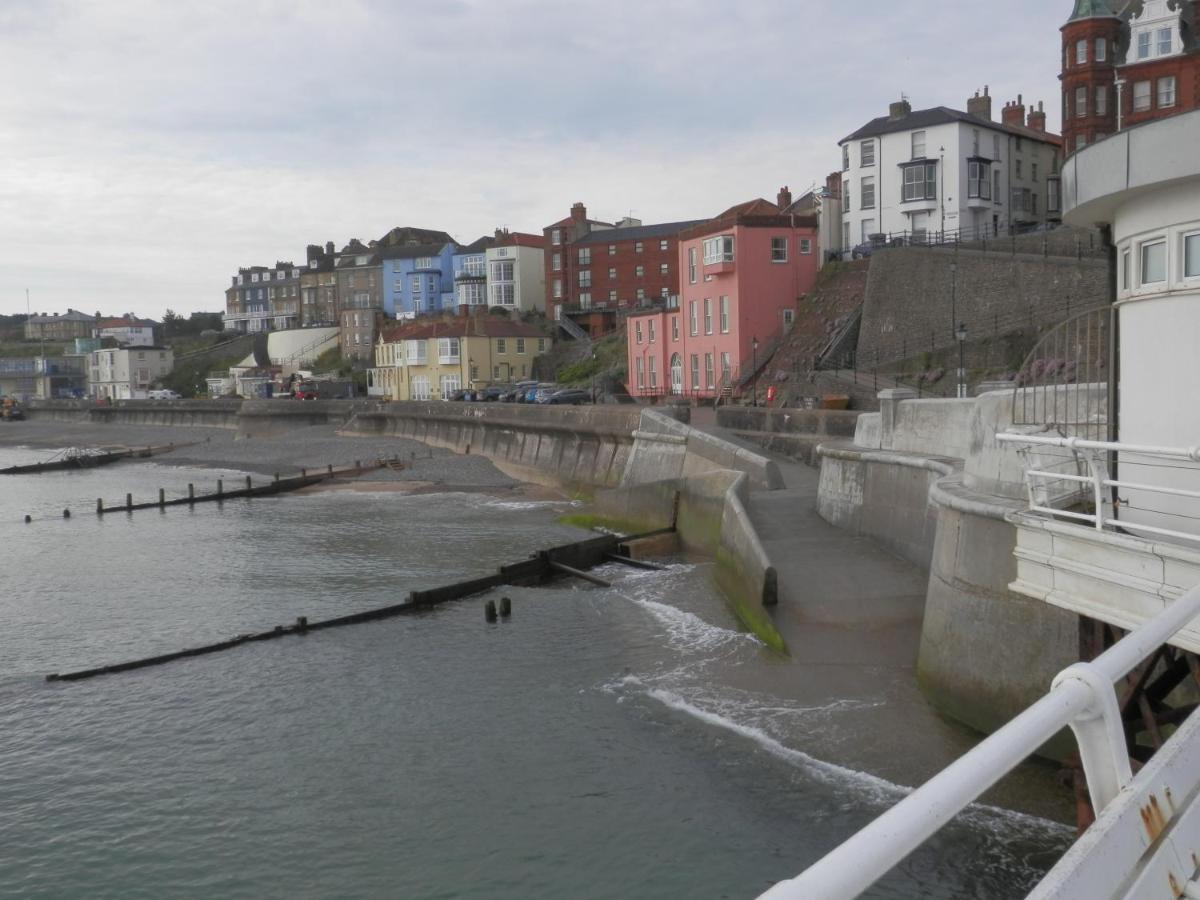 Peaceholm At Cromer Exterior photo